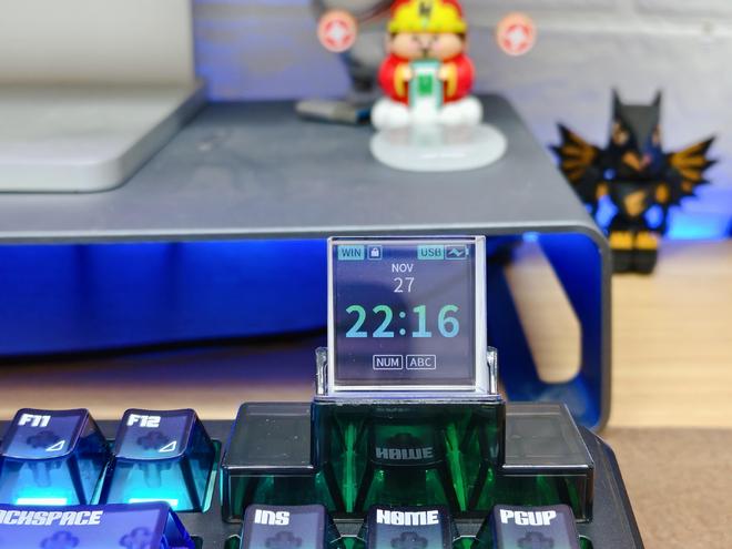 K87棱镜版机械键盘打造桌搭的情绪价值澳