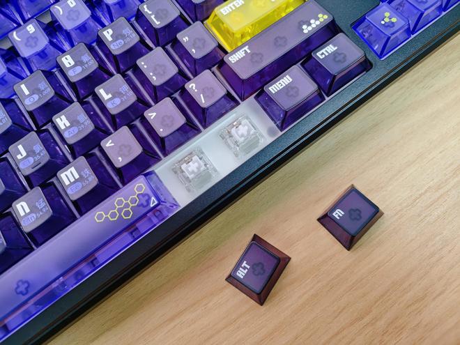 K87棱镜版机械键盘打造桌搭的情绪价值澳门新葡京入口棱镜+自定义屏!黑爵M(图8) K87棱镜版机械键盘打造桌搭的情绪价值澳门新葡京入口棱镜+自定义屏!黑爵M(图8)